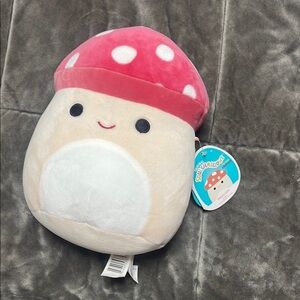Squishmallows Claire’s NWT Pink and Cream Malcolm Mushroom Plush Toy